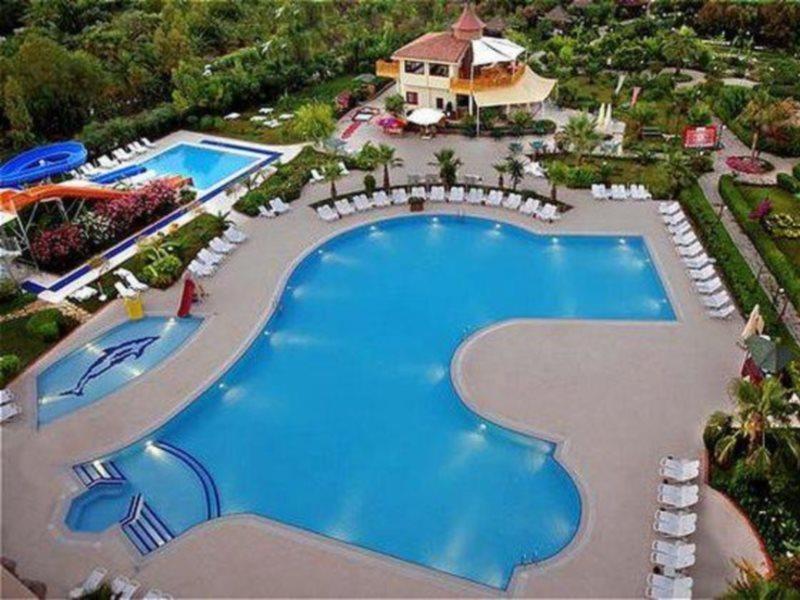 Riva Club - N Hotel أوكورجالر المظهر الخارجي الصورة