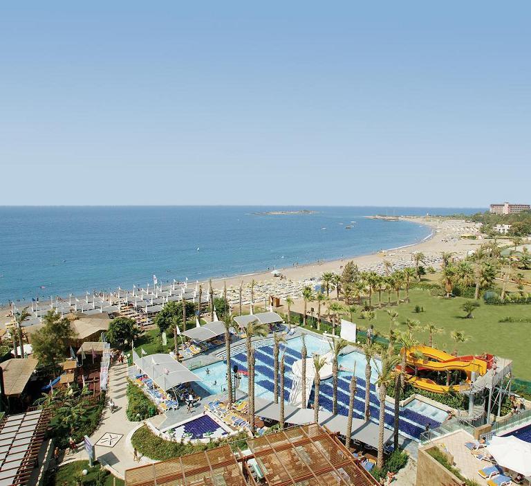 Riva Club - N Hotel أوكورجالر المظهر الخارجي الصورة